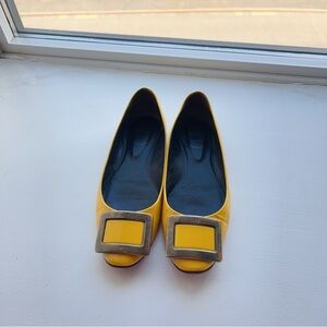Authentic Roger Vivier Patent Leather Ballet Flats Size EU37